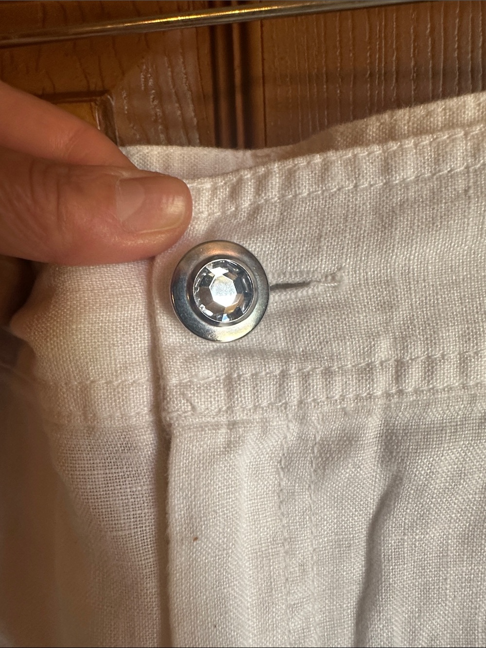 Women’s INC Cuffed White Linen Shorts With Jewel Embellishments, size 14 - Picture 3 of 6